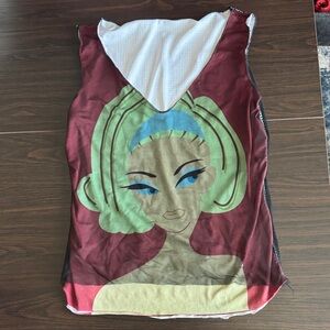 Graphic Sleeveless Top with Retro Face Print - Green & Maroon